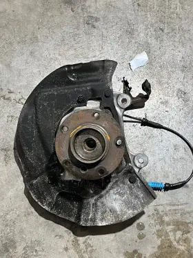 31216760954 Bmw E60 5-series Sedan Left Front Wheel Hub Steering Knuckle Assembly 2004-2010