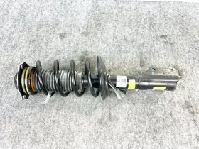 84342520 Cadillac 20-24 Xt5 Xt6 Front Suspension Left Lh Driver Side Shock Strut Oem
