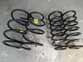92269317 Chevrolet Oem 2016 2017 Chevy Ss Sedan Shock Strut Springs Ships Today