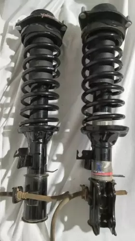 13311697l Fcs Auto Parts 2002-2005 Kia Rio Left And Right Front Struts With Coils Less Than 2k Miles