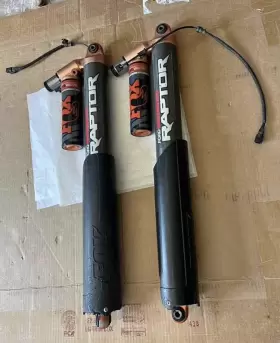 883-09-153 Fox 3.0 Live Valve P /b Rear Shocks Pair Fits 2019 - 2020 Ford F-150 Raptor