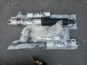 Aor116 Fox 2.0 Reservoir Rear Shocks For Mercedes Sprinter Agile Offroad Tuned