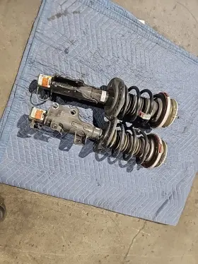 22304304 Gm 2016-2019 Cadillac Cts-v Front Struts Driver Side And Passenger Magride #1123