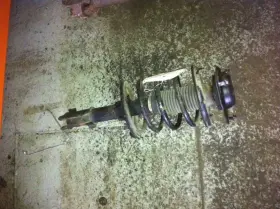527-61018cl Hyundai 99-00 Elantra Driver Left Strut Front
