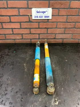 12751256 Jeep 2007-2010 Grand Cherokee Shock Absorber Set Rear Twin Tube Gas Charged Oem
