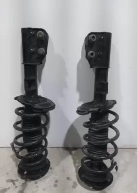 Xcgh5784139 Kax 2 Front Struts Coil Springs For Saturn Vue 2008-2010 / Suzuki Xl-7 2007-2009