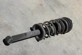 527-59097 Lexus 1991 Ls400 Left Driver Side Rear Strut Spring Torn Boot