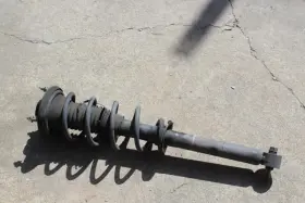 527-60484a Lexus 1996 Ls400 Rear Strut Spring