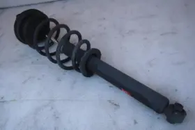 527-60484b Lexus 1998 Ls400 Rear Strut Spring