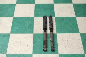 526-mercedes Mercedes 06-08 Slk280 Lh Rh Driver Passenger Rear Back Shock Absorber Pair 2x Factory Oem