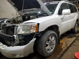 527-60334l Mitsubishi Driver Left Strut Front Fits 04-08 Endeavor 586552