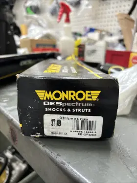 37109 Monroe Oespectrum - Suspension Shock Absorber 92-02 Trooper And 96-99 Slx