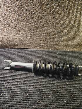 Rough Country 649027 Front N3 Strut And Spring Assembly For 12-18 Ram 1500 4wd