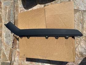 Tesla 1714477-20-f 2025 Model 3 Highland Center Console Left Hockey Stick Trim