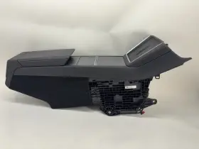 1938401-52-g Tesla 2025 Model Y Juniper Center Console