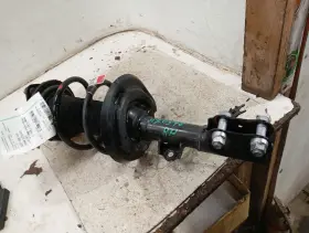 527-12638r Toyota Passenger Right Strut Front Le Fits 25 Camry 4130078