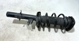 32246642 Volvo 2019-2024 Xc40/xc40 Recharge Front Right Shock Absorber Oem