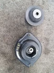 1990-92 Mazda Miata MX-5 Drivers Left Front Strut Top Mount *only* Used. Price: $17.49.