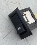 Lincoln Mark Viii Air Suspension Pump Override Switch E4LB-5K761-AA Used. Price: $9.99.
