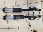 Mercedes-benz S430 S500 Left Right Rear Air Shocks Struts Arnott AS-2194 AS-2884 Used. Price: $389.47.