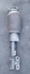 06-10 Range Rover (L322) Right Front Passenger Air Suspension Shock Strut Arnott Used. Price: $134.99.